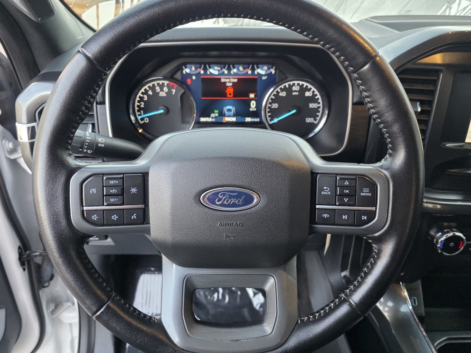 2022 Ford F-150 XLT photo 33