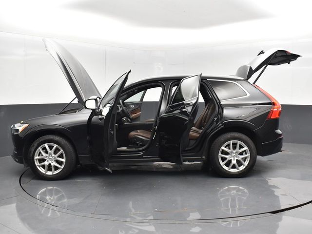 2021 Volvo XC60 T5 Momentum photo 34