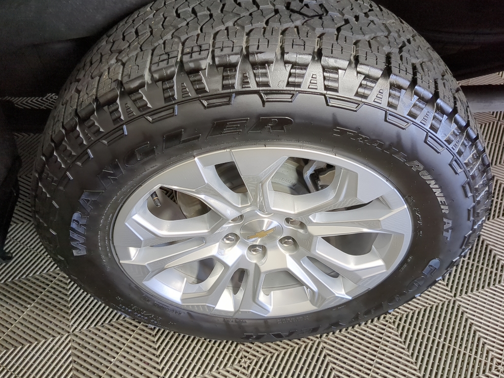 2024 Chevrolet Silverado 1500 LTZ photo 15