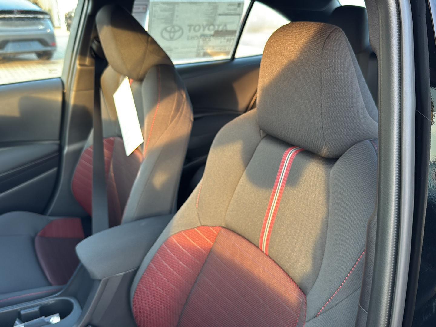 2026 Toyota Corolla SE photo 25