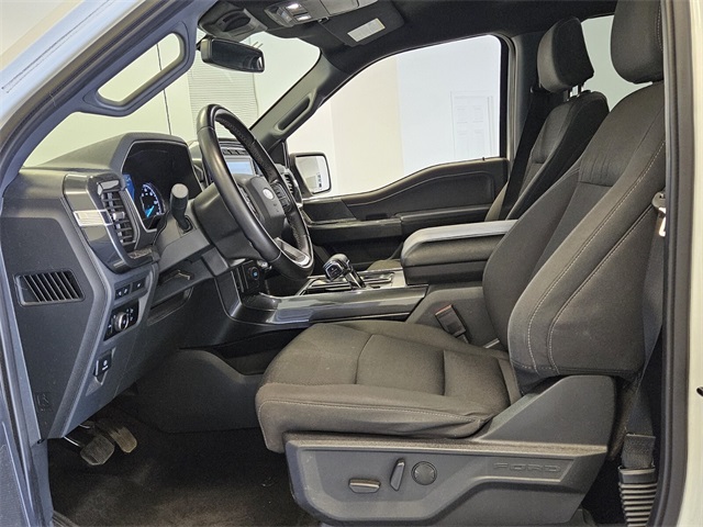 2023 Ford F-150 XLT photo 5
