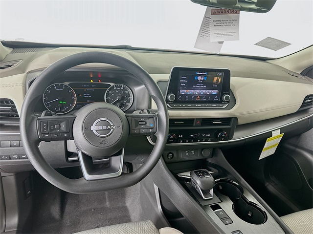 2024 Nissan Rogue SV photo 13