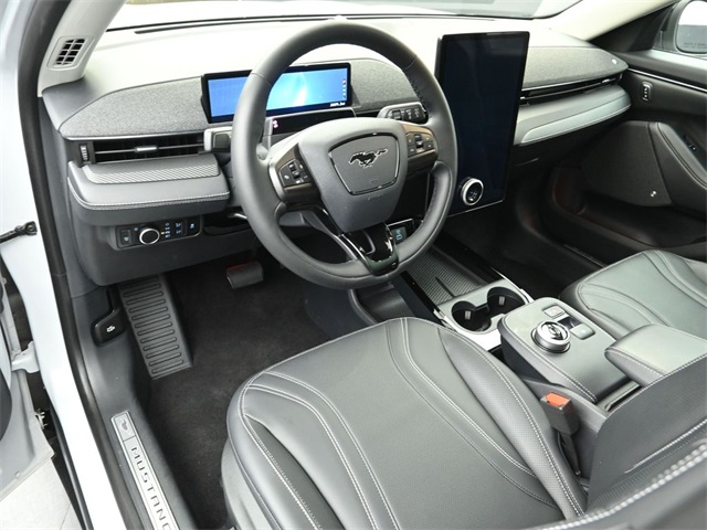 2023 Ford Mustang Mach-E Premium photo 8
