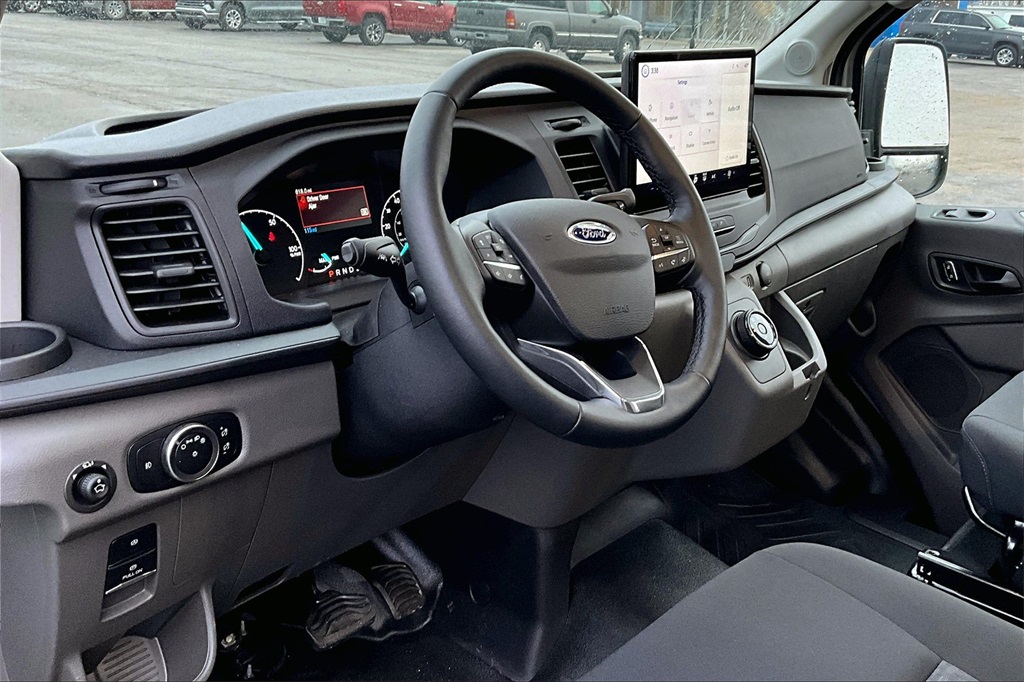 2023 Ford Transit photo 5