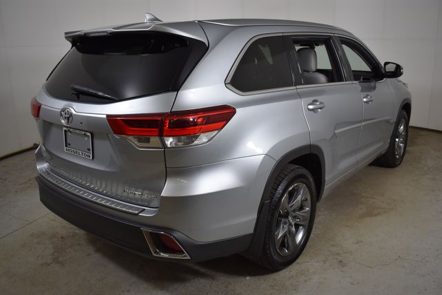 2018 Toyota Highlander Limited Platinum photo 4