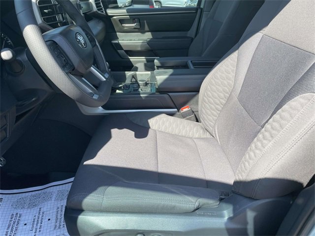 2025 Toyota Tundra SR5 photo 13