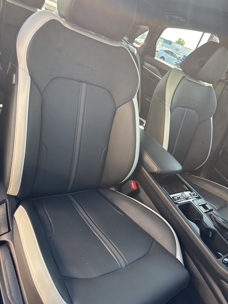 2025 Kia K5 GT-Line photo 27