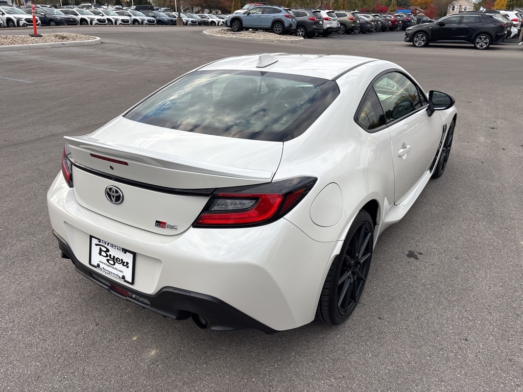 2023 Toyota GR86 Premium photo 3