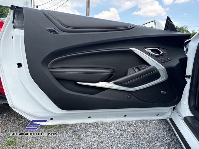 2018 Chevrolet Camaro 2SS photo 22