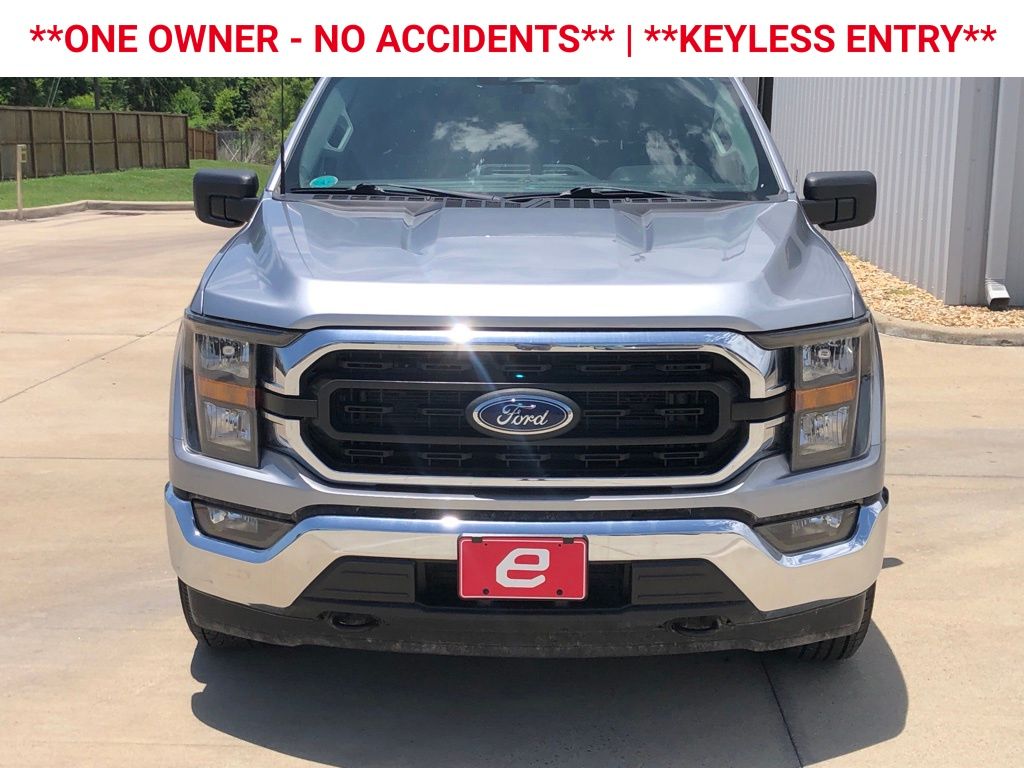 2023 Ford F-150 XLT photo 2