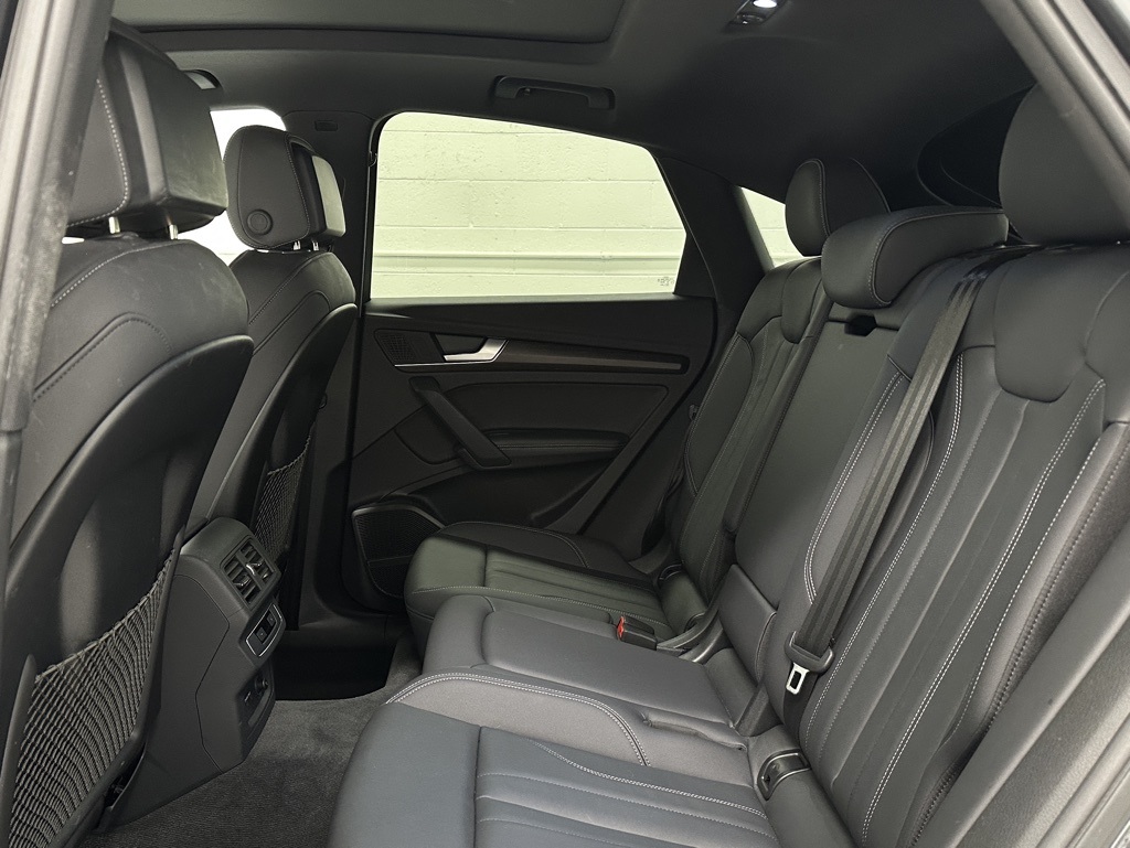 2023 Audi Q5 S line Premium Plus photo 14