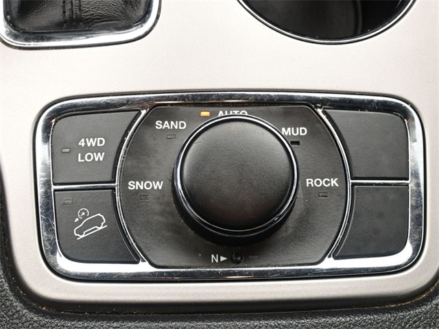 2020 Jeep Grand Cherokee Limited photo 3