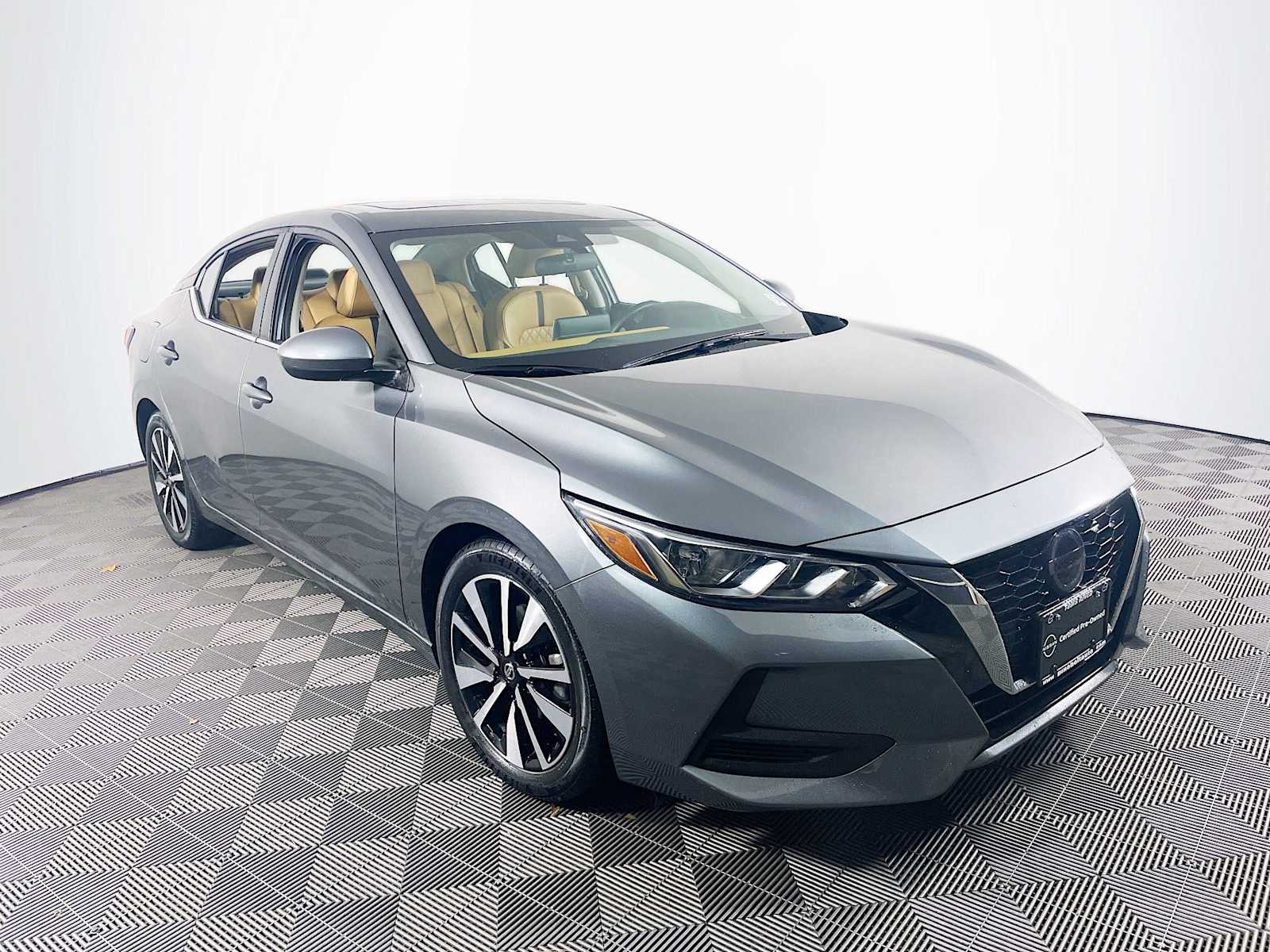 2023 Nissan Sentra SV photo 3