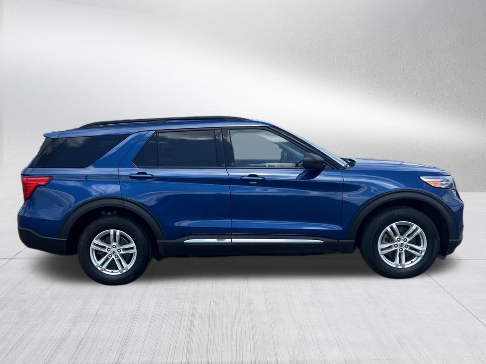 2022 Ford Explorer XLT photo 5