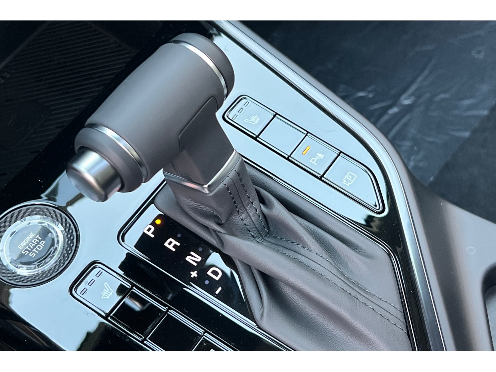 2025 Kia Niro EX Touring photo 20