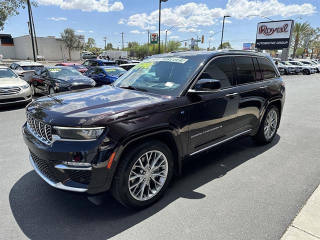 2022 Jeep Cherokee Summit 4xe photo 2