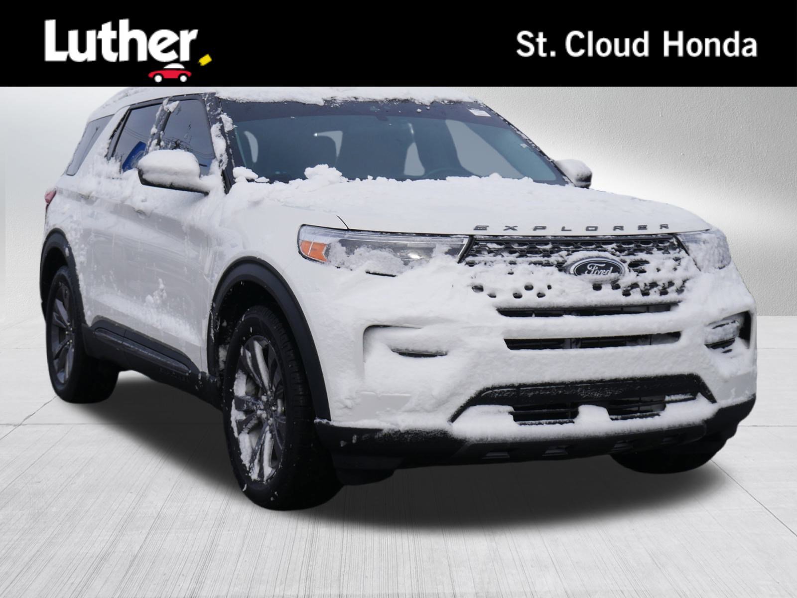 2022 Ford Explorer XLT's photo
