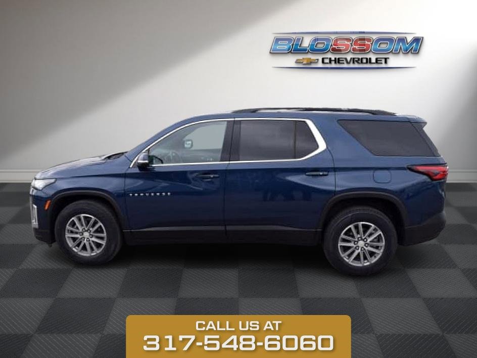 2023 Chevrolet Traverse Cloth photo 3