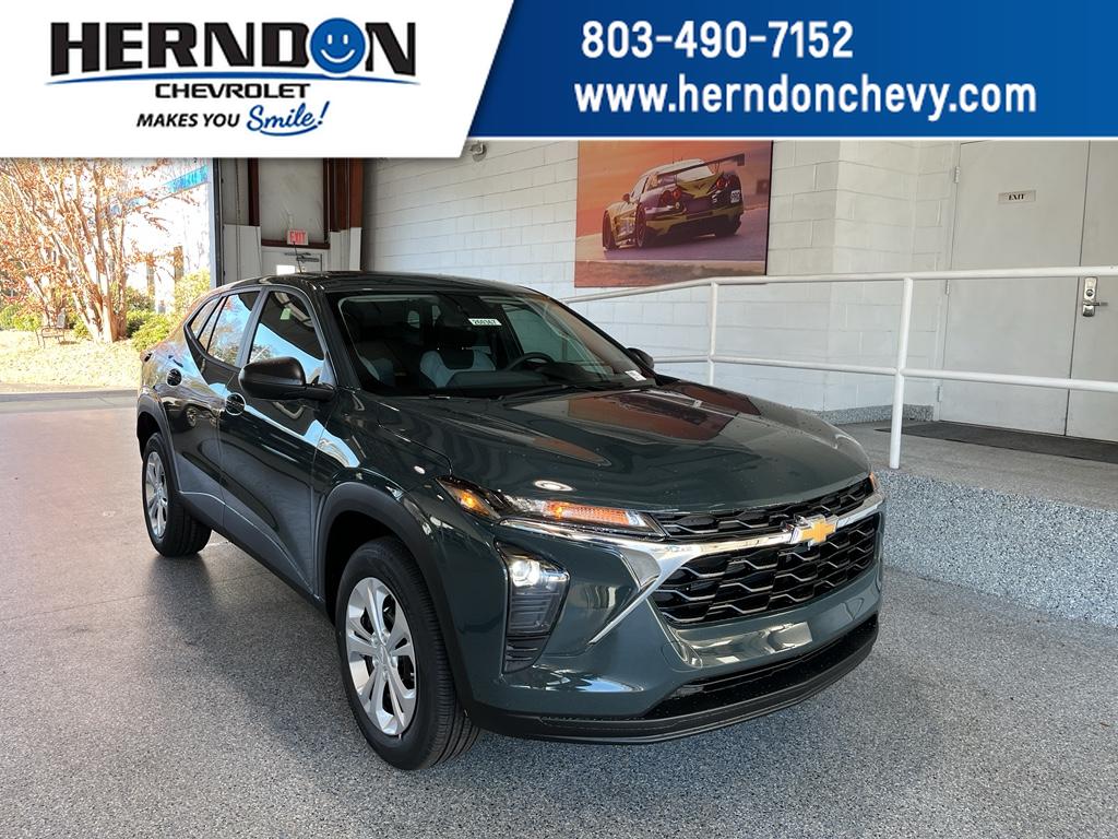 2026 Chevrolet Trax LS's photo