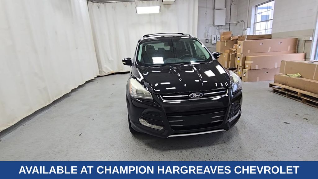 2013 Ford Escape Titanium photo 2