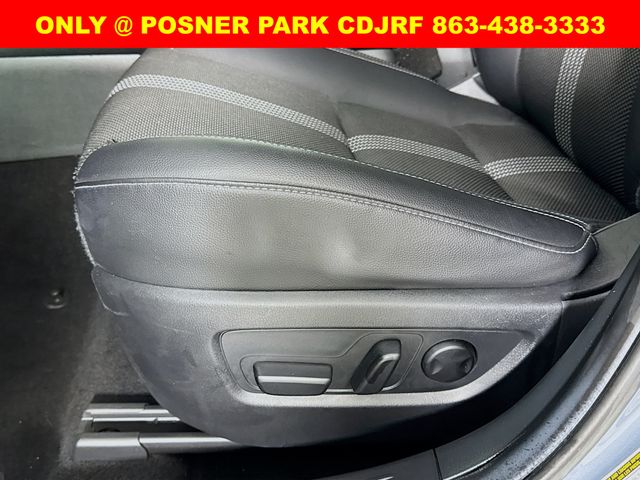 2024 Mazda CX-50 2.5 S Preferred photo 18