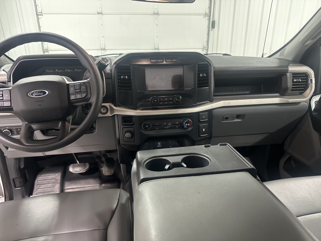 2022 Ford F-150 XL photo 13