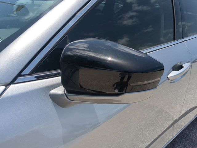 2025 Acura TLX Technology photo 12