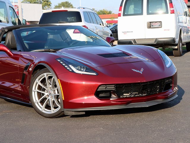 2019 Chevrolet Corvette Grand Sport 1LT photo 2