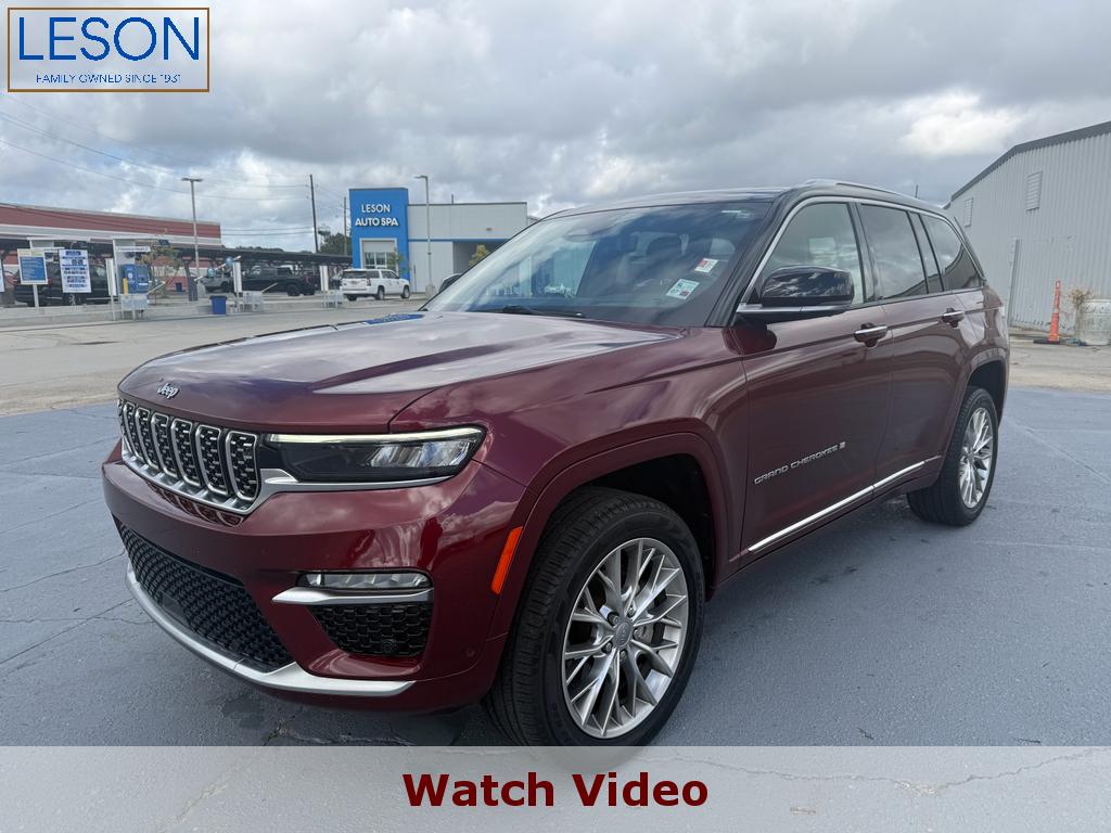 2023 Jeep Grand Cherokee Summit's photo