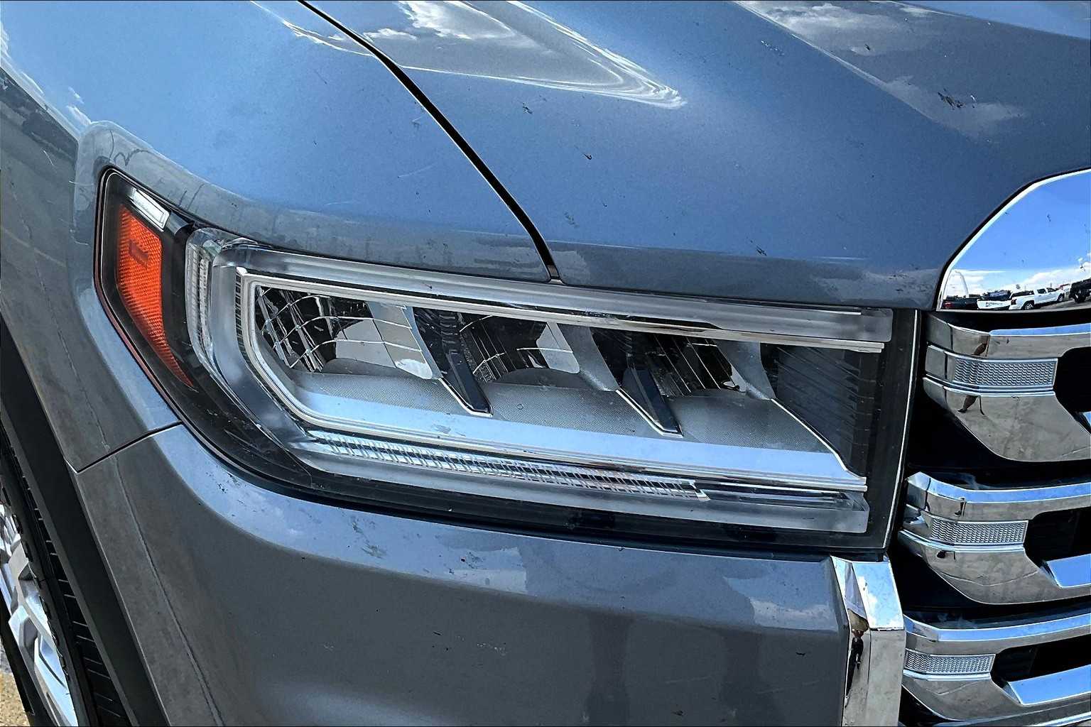 2022 Gmc Acadia SLT photo 27