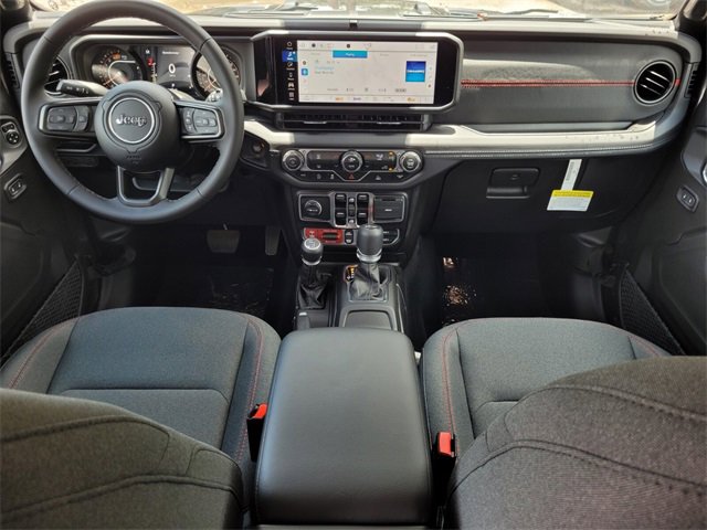 2025 Jeep Wrangler Rubicon photo 12