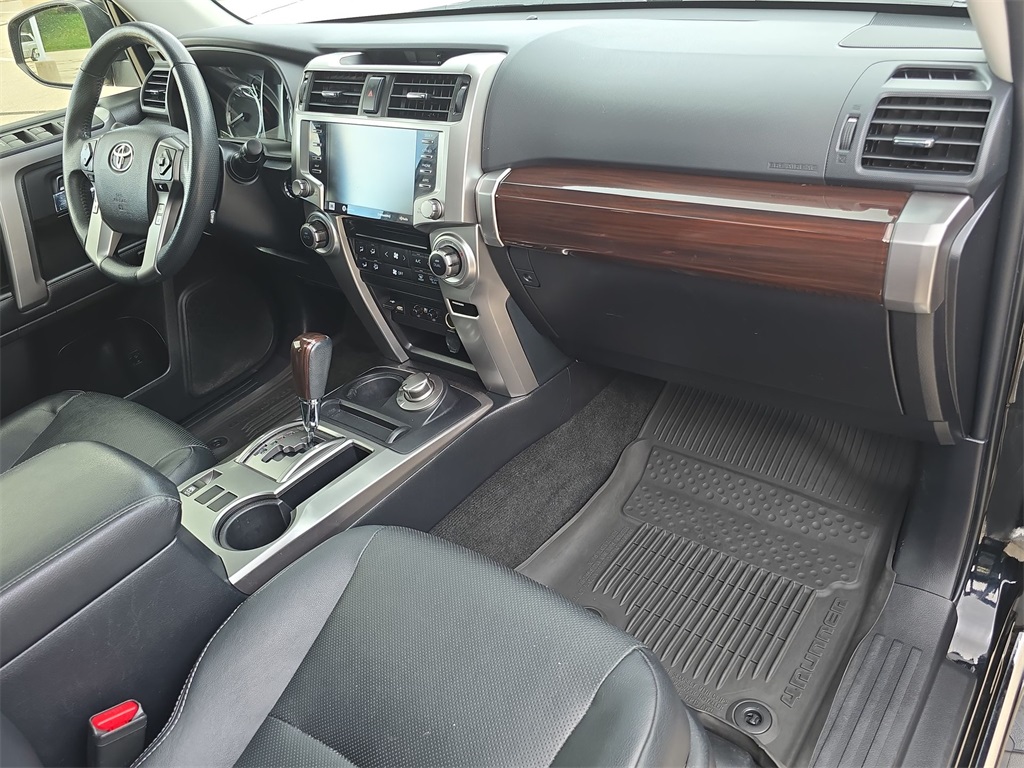 2022 Toyota 4Runner Limited photo 37
