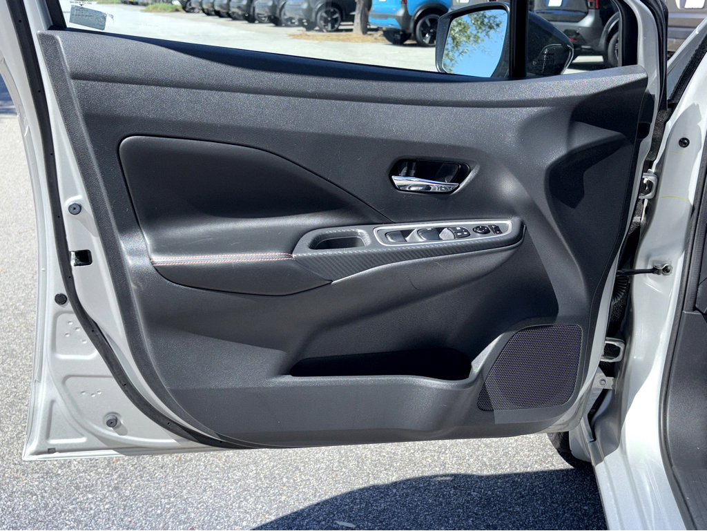 2020 Nissan Versa 1.6 SR photo 18