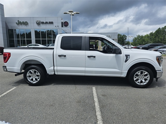 2023 Ford F-150 XLT photo 12