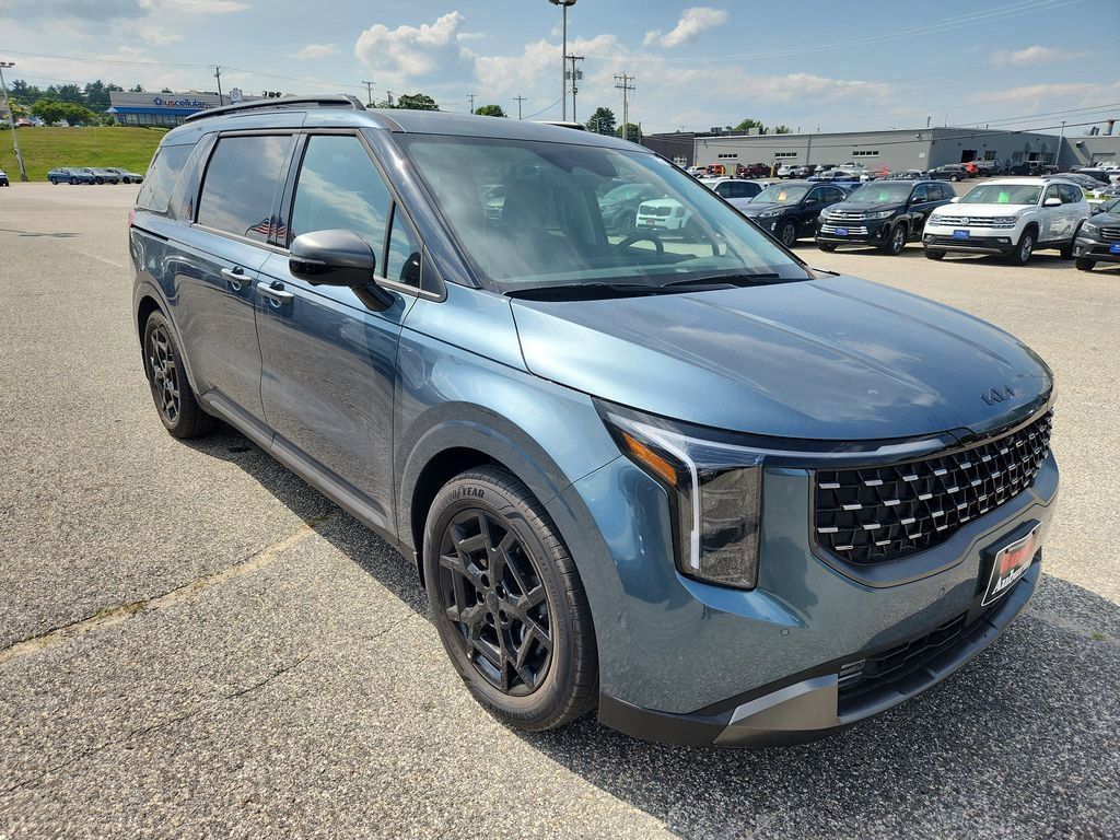 2025 Kia Carnival SX Prestige's photo