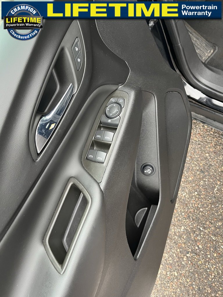 2023 Chevrolet Equinox LT photo 5
