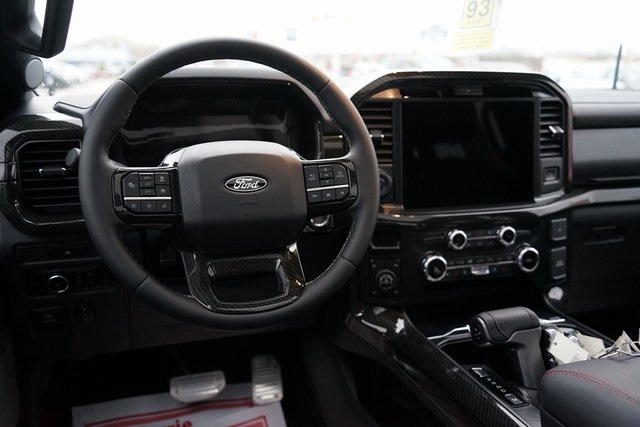 2025 FORD F-150 - Image 39