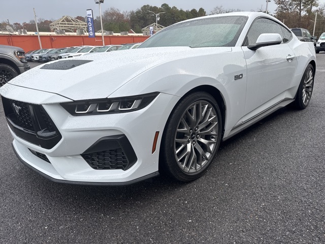 2024 Ford Mustang GT Premium's photo