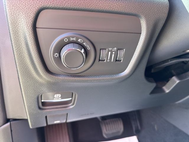 2025 Jeep Grand Cherokee Altitude X photo 25