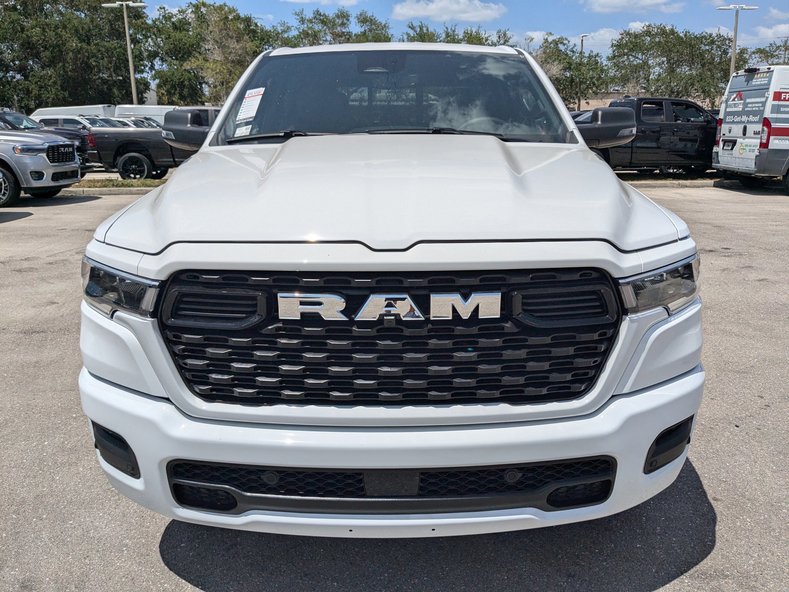 2025 Ram 1500 Big Horn photo 3