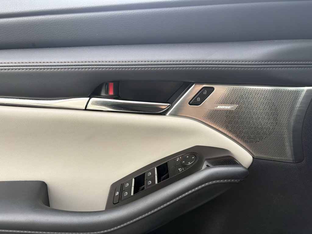 2020 Mazda Mazda3 Preferred photo 8