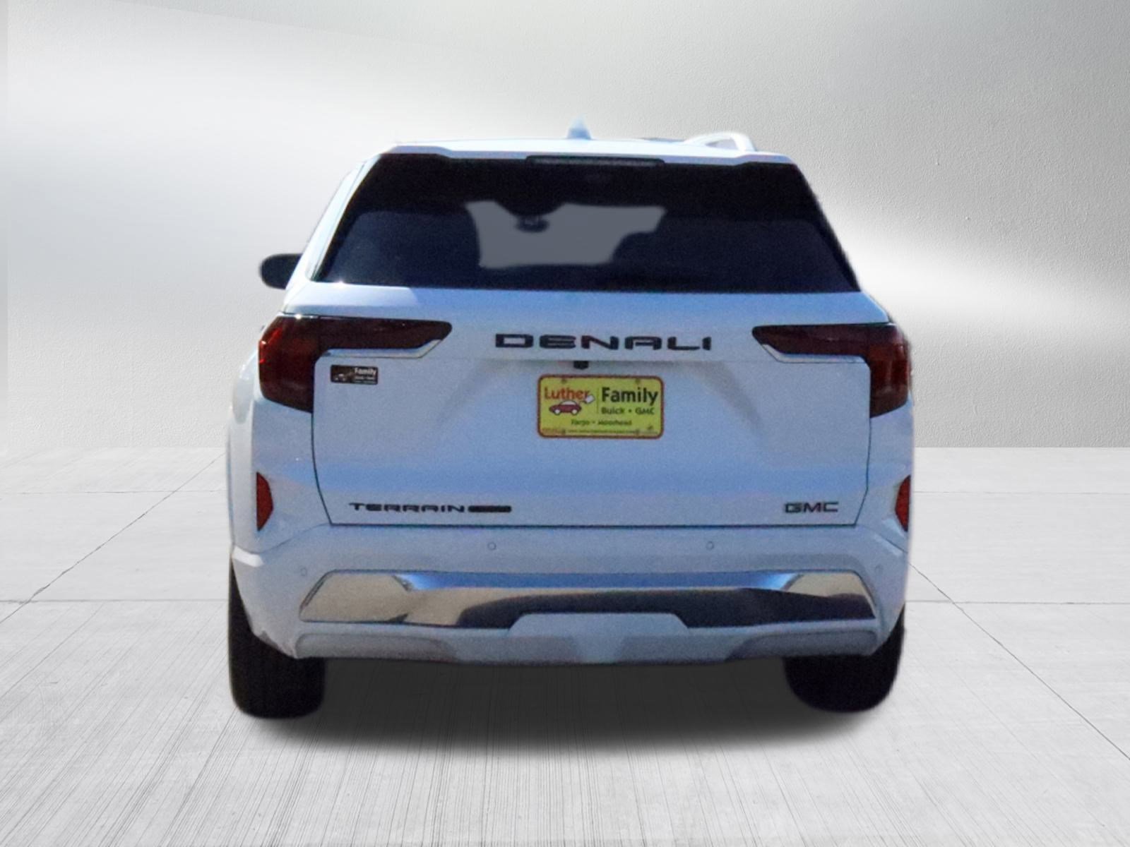 2026 Gmc Terrain Denali photo 4