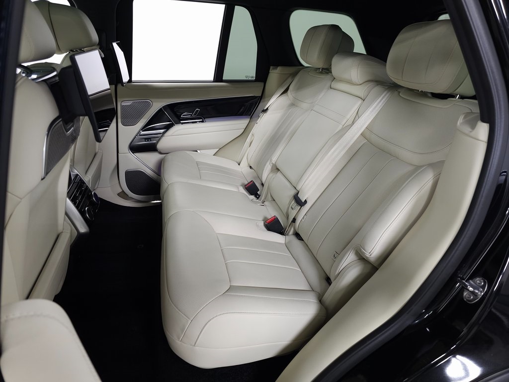2025 LAND ROVER RANGE ROVER - Image 44