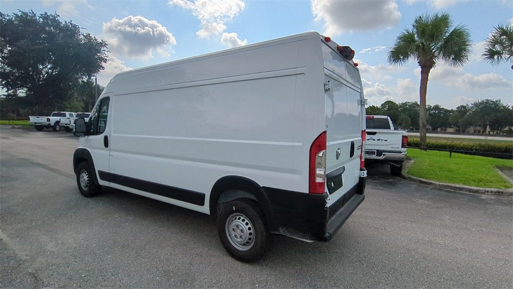 2025 Ram ProMaster 2500 photo 2