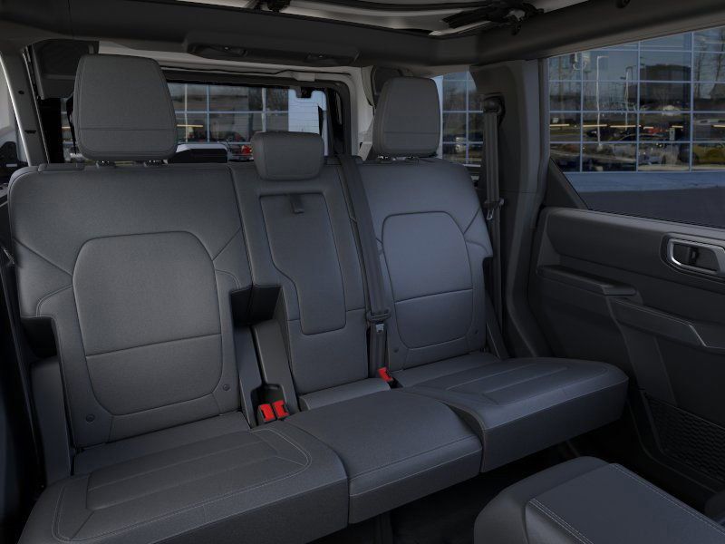 2025 Ford Bronco Badlands photo 9