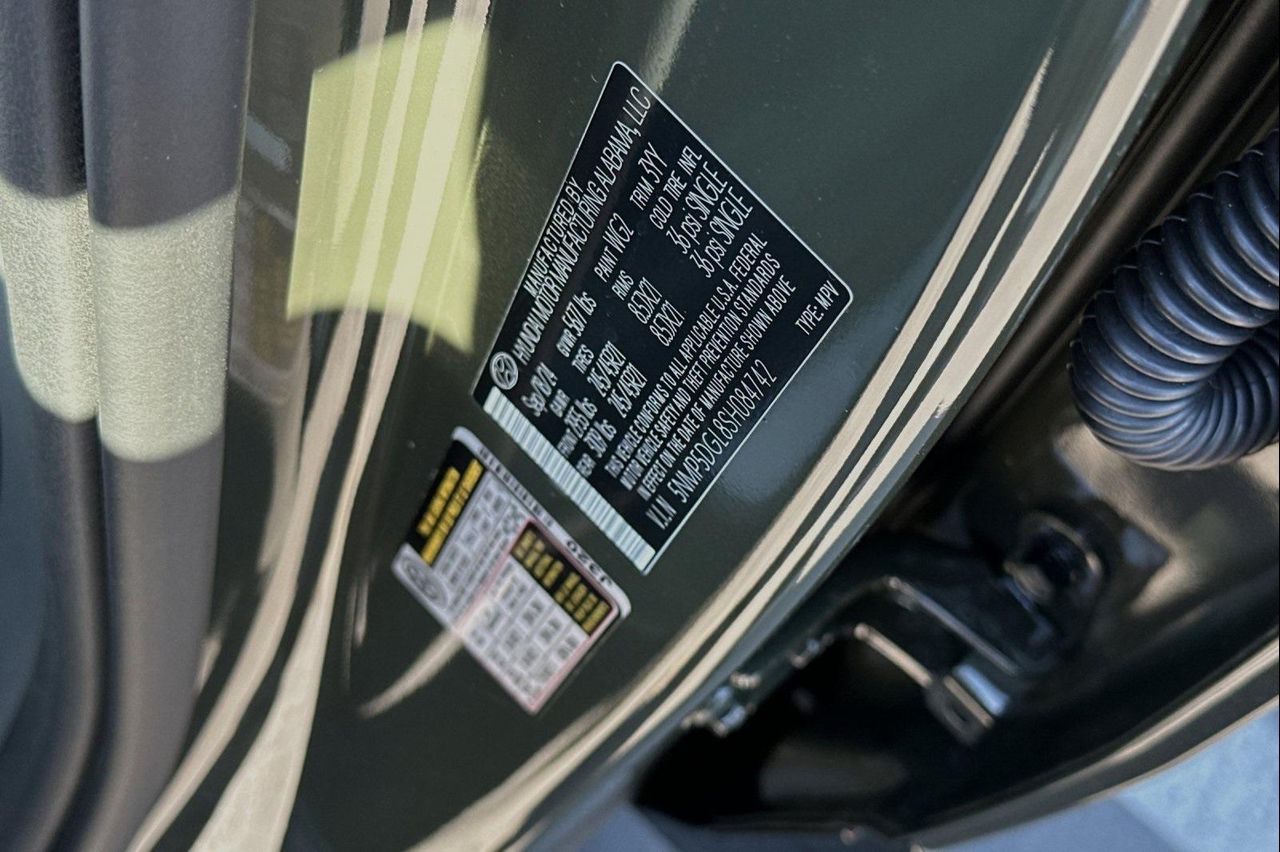 2025 Hyundai Santa Fe Calligraphy photo 31