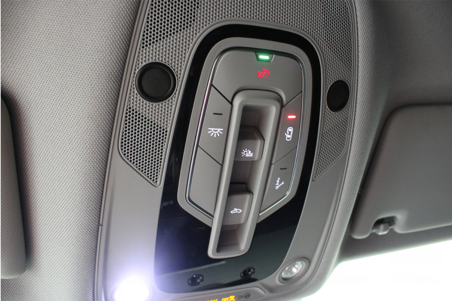 2023 Audi Q5 S line 45 TFSI Premium photo 4