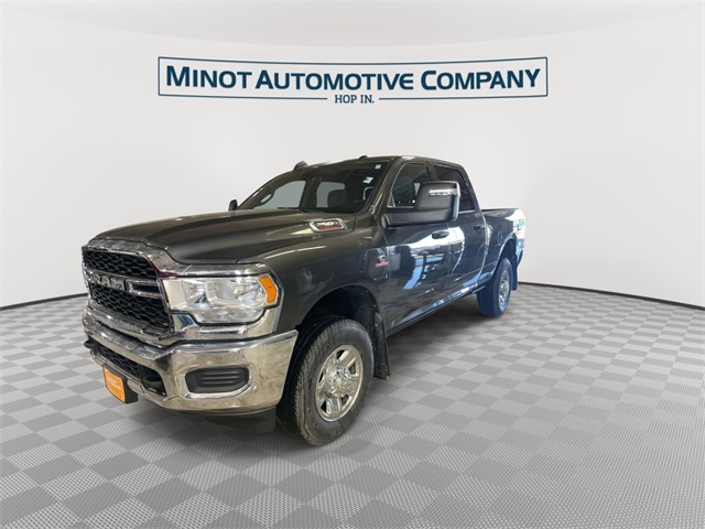 2023 Ram 2500 Tradesman photo 2