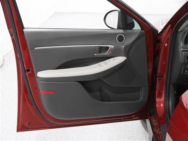 2023 Hyundai Sonata SEL photo 4
