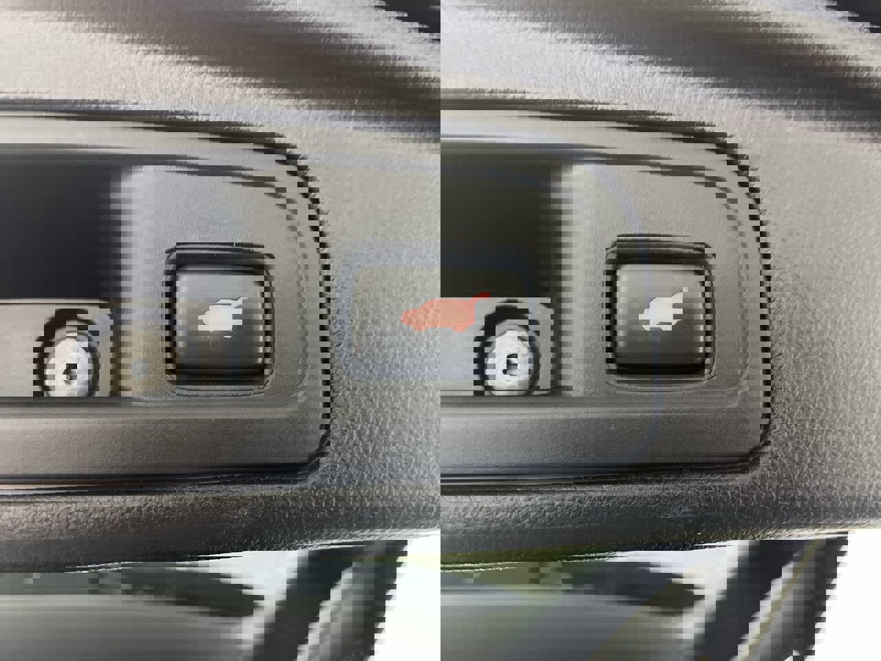 2018 Honda Pilot Elite photo 4